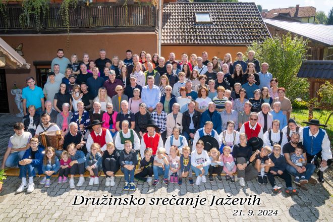 družina Jaž